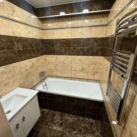 Apartment Small In A Great Location